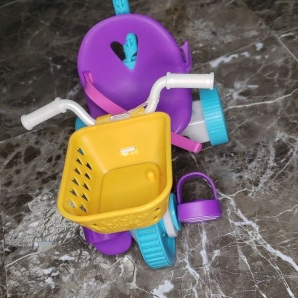 Baby Alive doll with bicycle - Picture 10 of 12